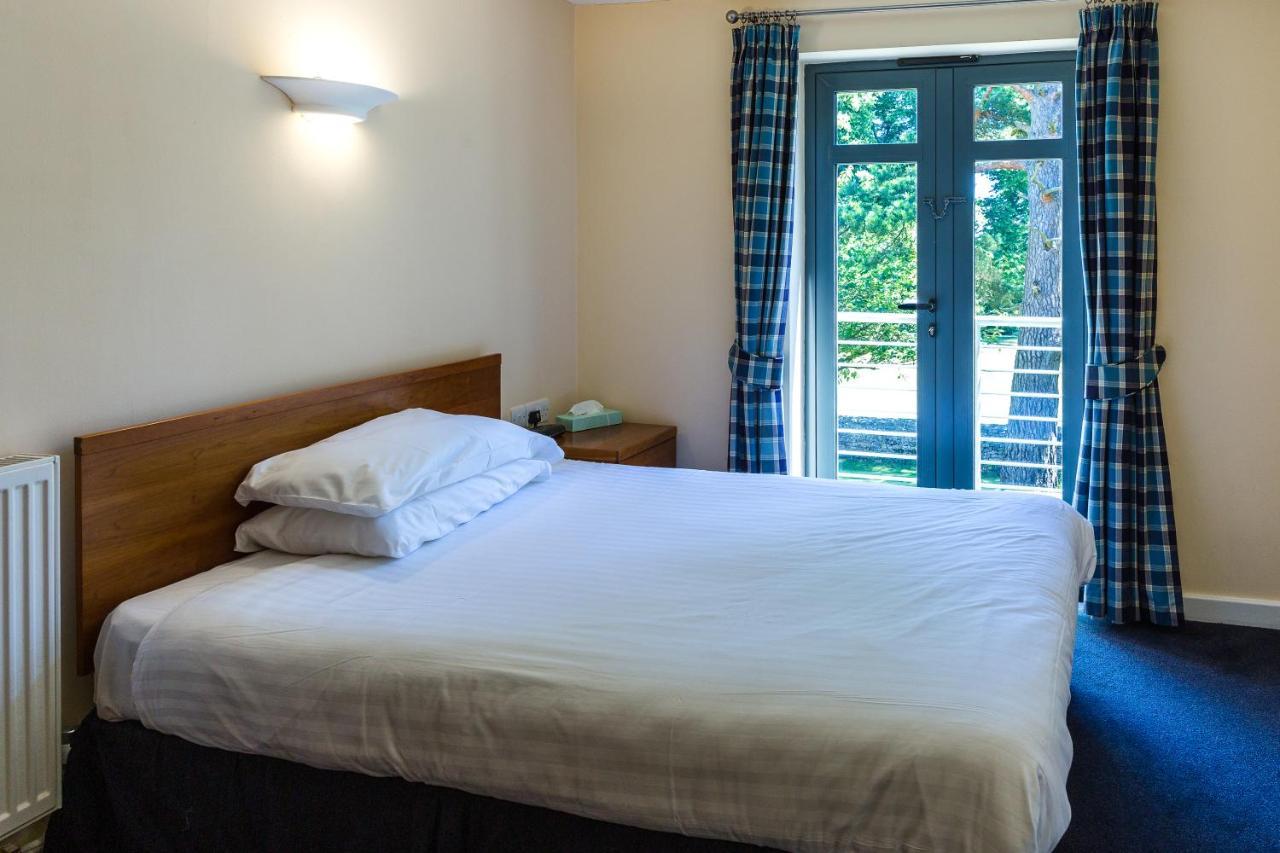 Bed and Breakfast Middle Aston House Экстерьер фото